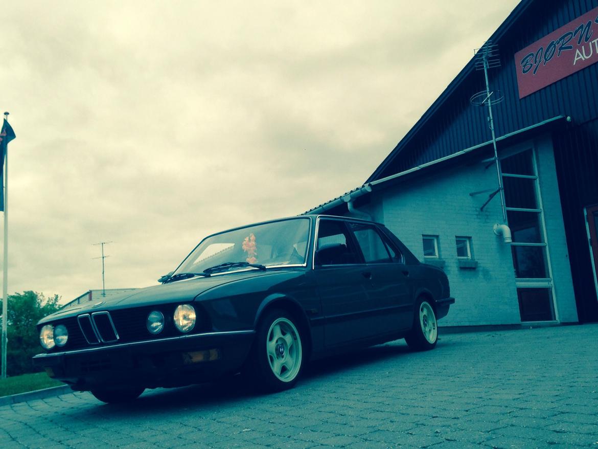 BMW E28 520i billede 9