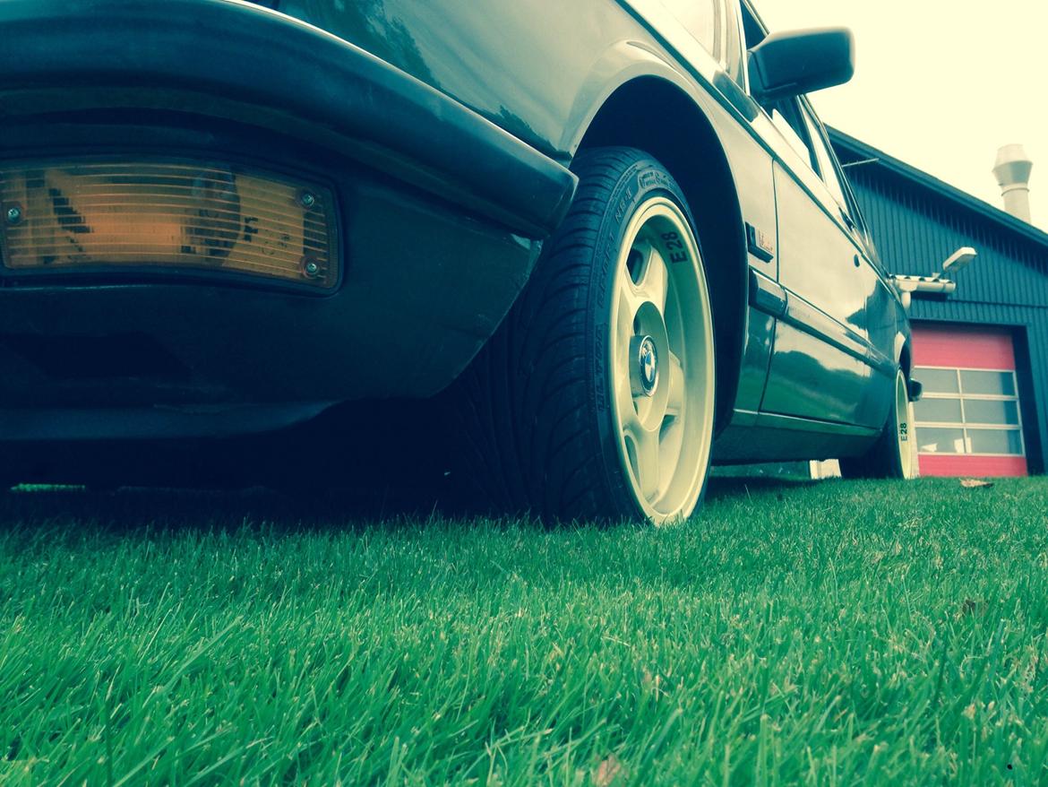 BMW E28 520i billede 17