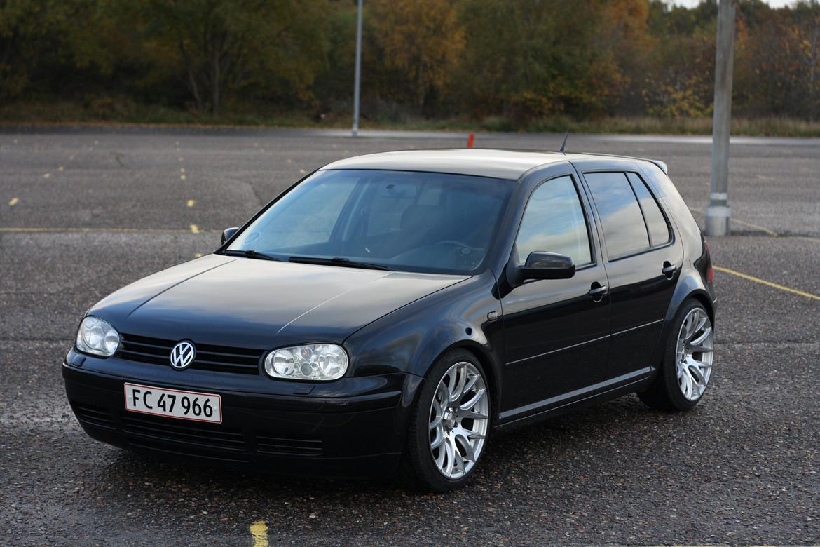 VW Golf IV Highline billede 1