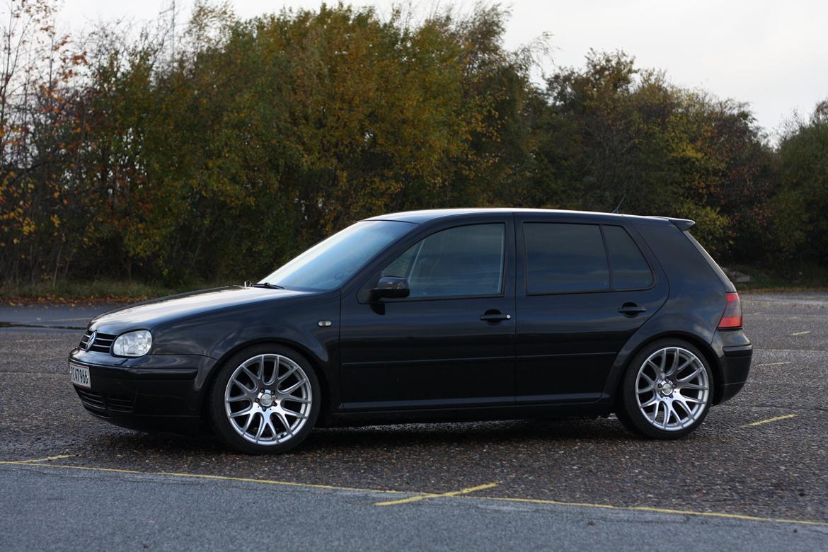 VW Golf IV Highline billede 2