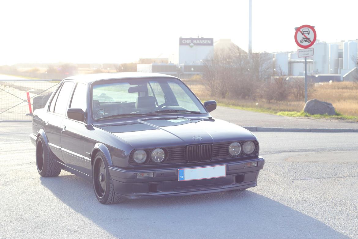 BMW E30 325i billede 6