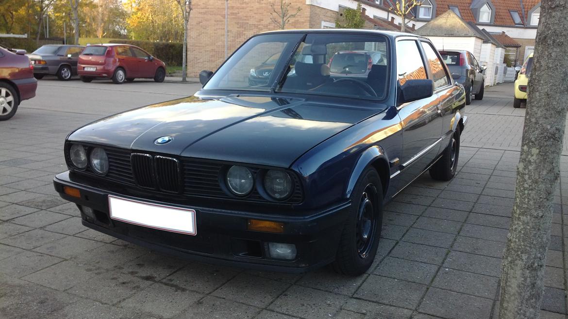 BMW E30 328i 2 dørs billede 1