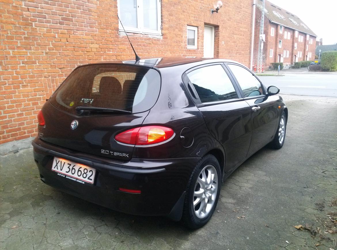 Alfa Romeo 147 SOLGT billede 5