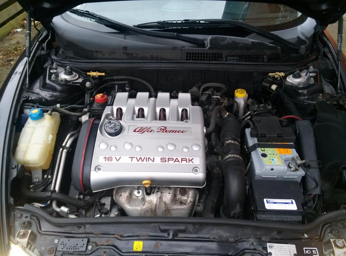 Alfa Romeo 147 SOLGT billede 8