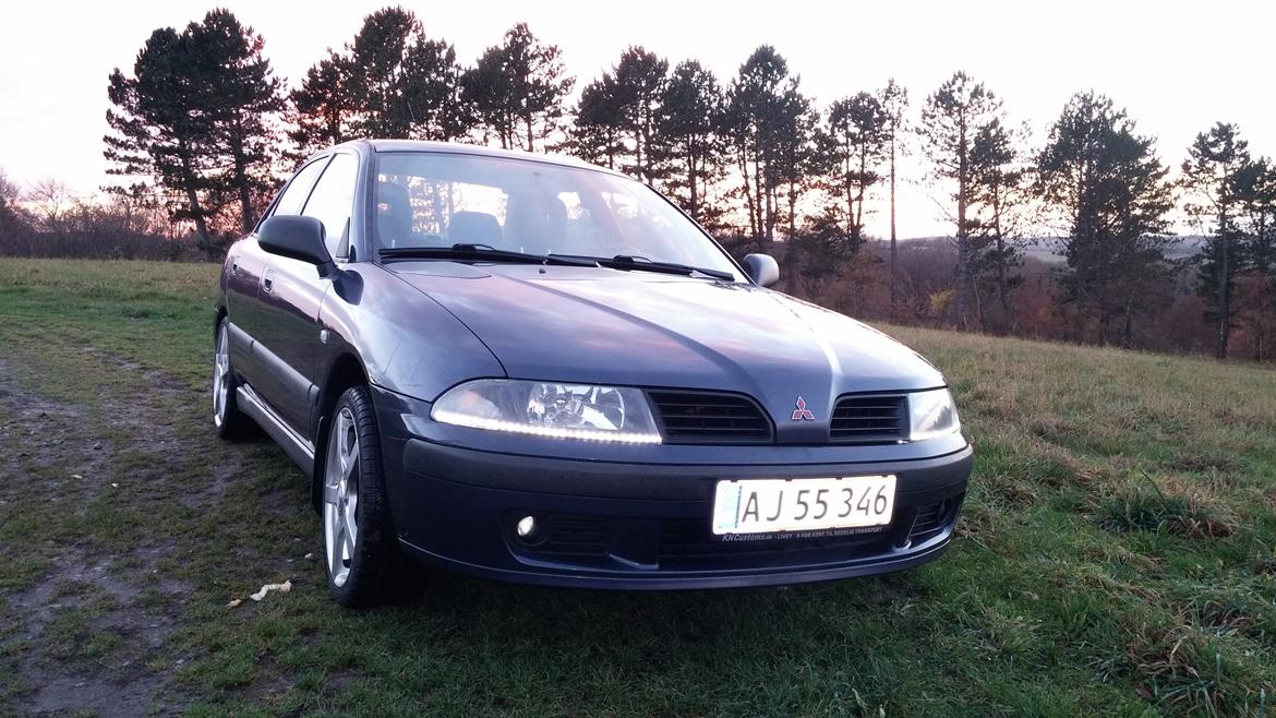 Mitsubishi Carisma Sport billede 3