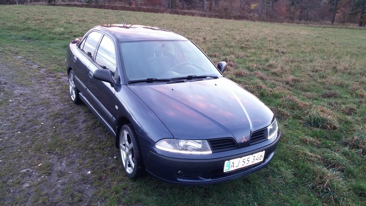 Mitsubishi Carisma Sport billede 1