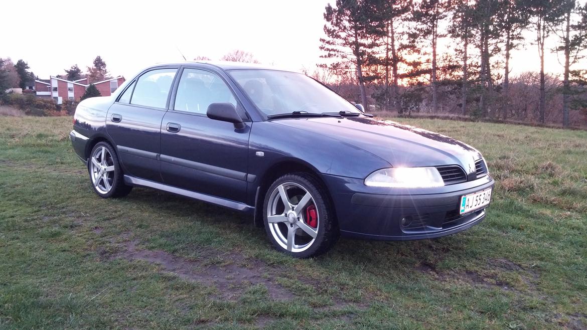 Mitsubishi Carisma Sport billede 10