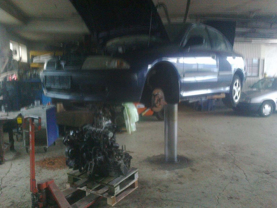 Mitsubishi Carisma Sport - På vej i med den nye Englænder kværn. billede 13