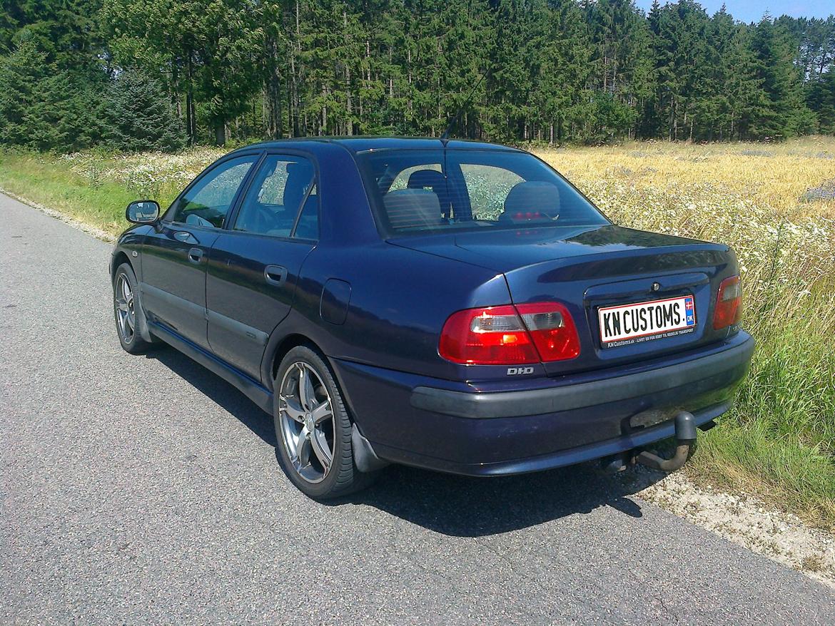 Mitsubishi Carisma Sport - Inden den blev synet, lige efter motoren blev lagt i, med sommerhjul på. billede 12