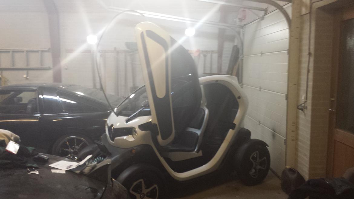 Renault Twizy Technic - dørene åbne med vinduerne monteret :) billede 17