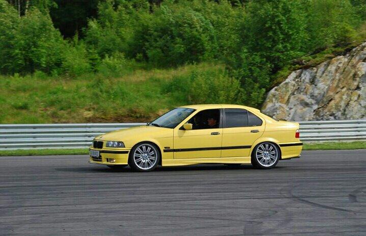 BMW 325 TDS M-Technic billede 9