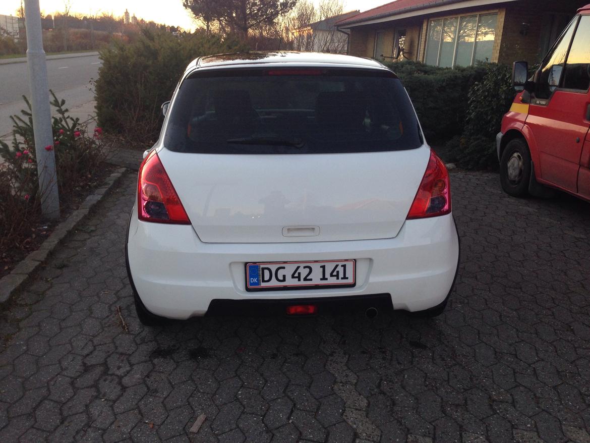 Suzuki Swift 1,5 benzin GL-S billede 17