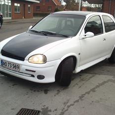 Opel corsa b gsi 1.6 16v