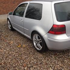 VW Golf IV