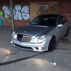 Mercedes Benz E280 W211 E class