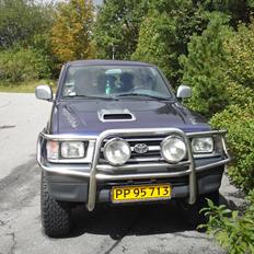 Toyota Hilux 2.4 TD(I)
