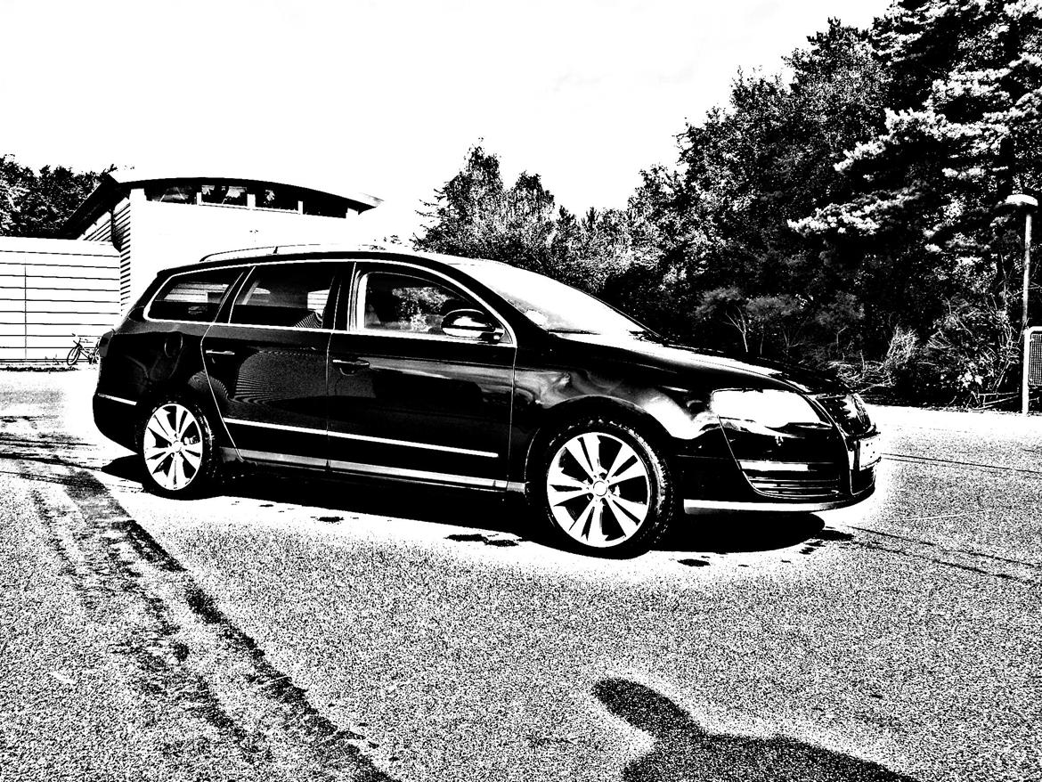 VW Passat 3c 1,9TDI Variant - Med Sommer Fælger  billede 1