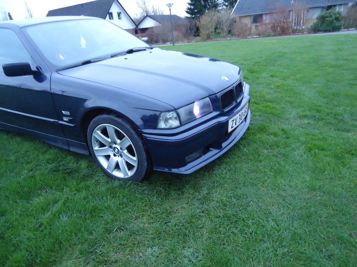 BMW E36 billede 8
