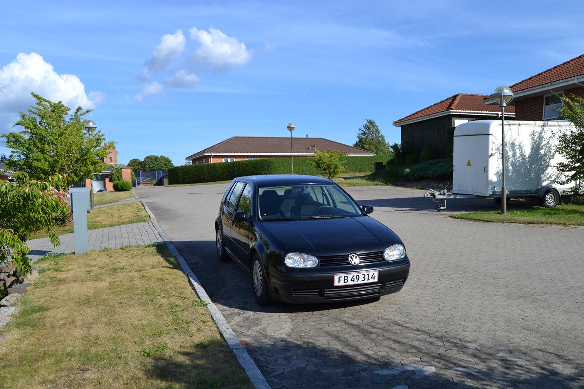 VW Golf 4 1.8 20v (solgt) billede 1