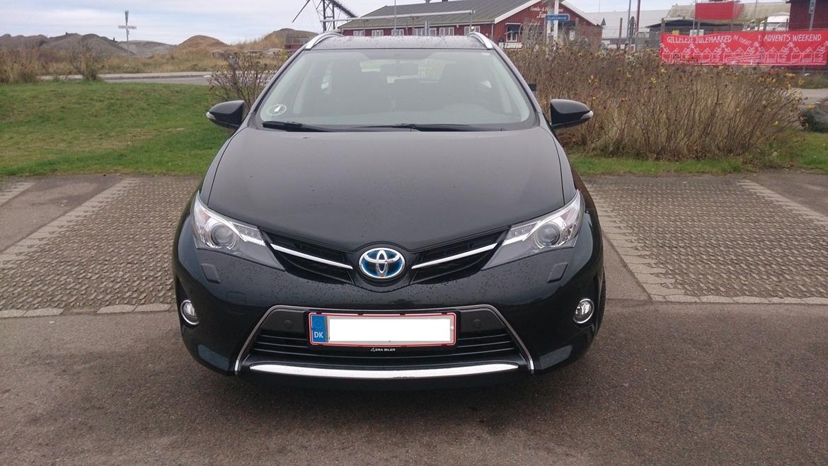 Toyota Auris 1,8 Hybrid h2+ billede 1