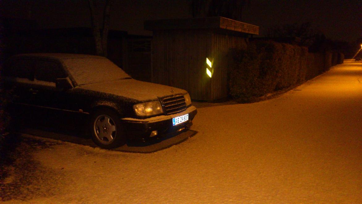 Mercedes Benz W124 3.4 AMG - Første gang den står i hvidt i mit ejerskab billede 17