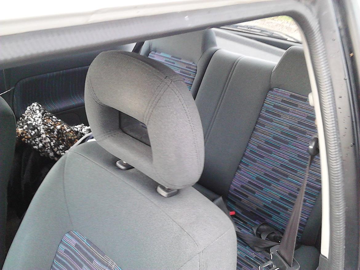 Mazda 323 Hatchback billede 8