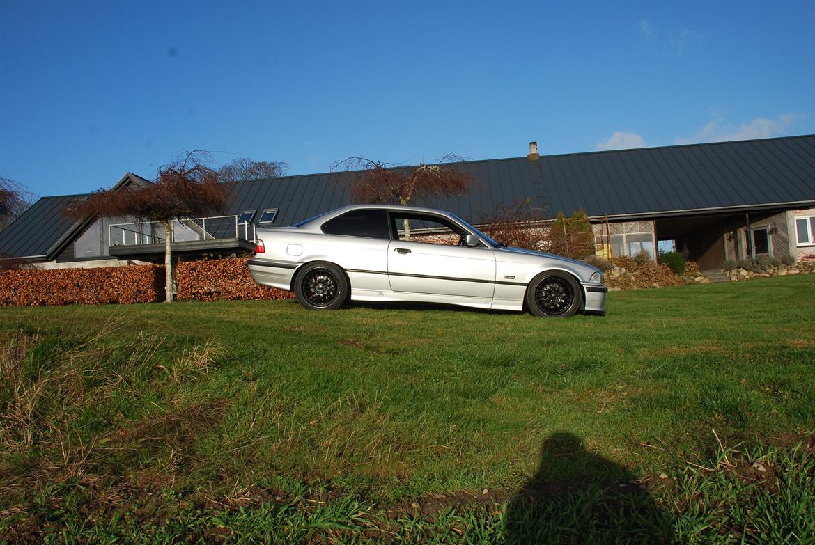 BMW E36 325i billede 4
