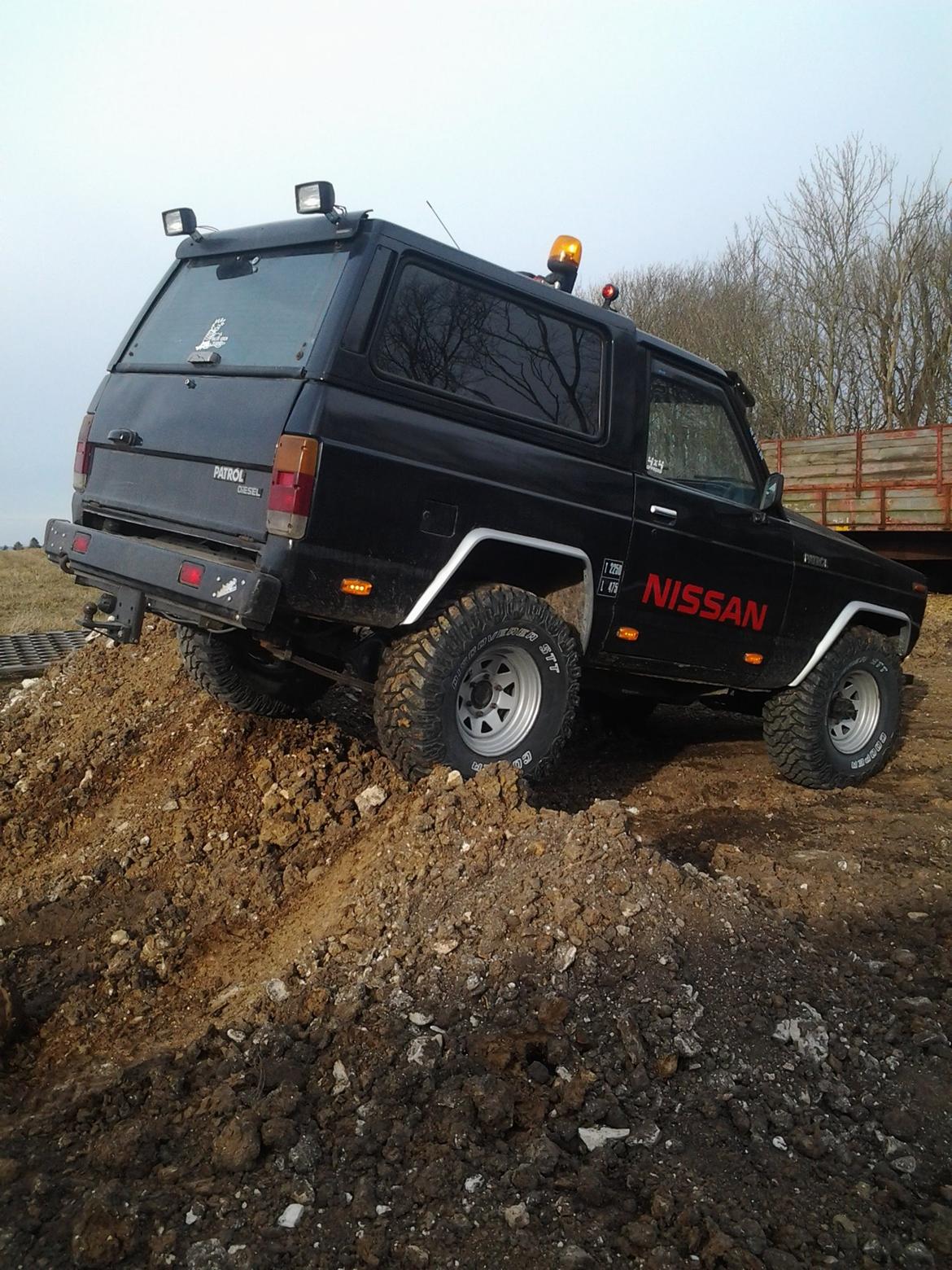 Nissan patrol 3,3 billede 8