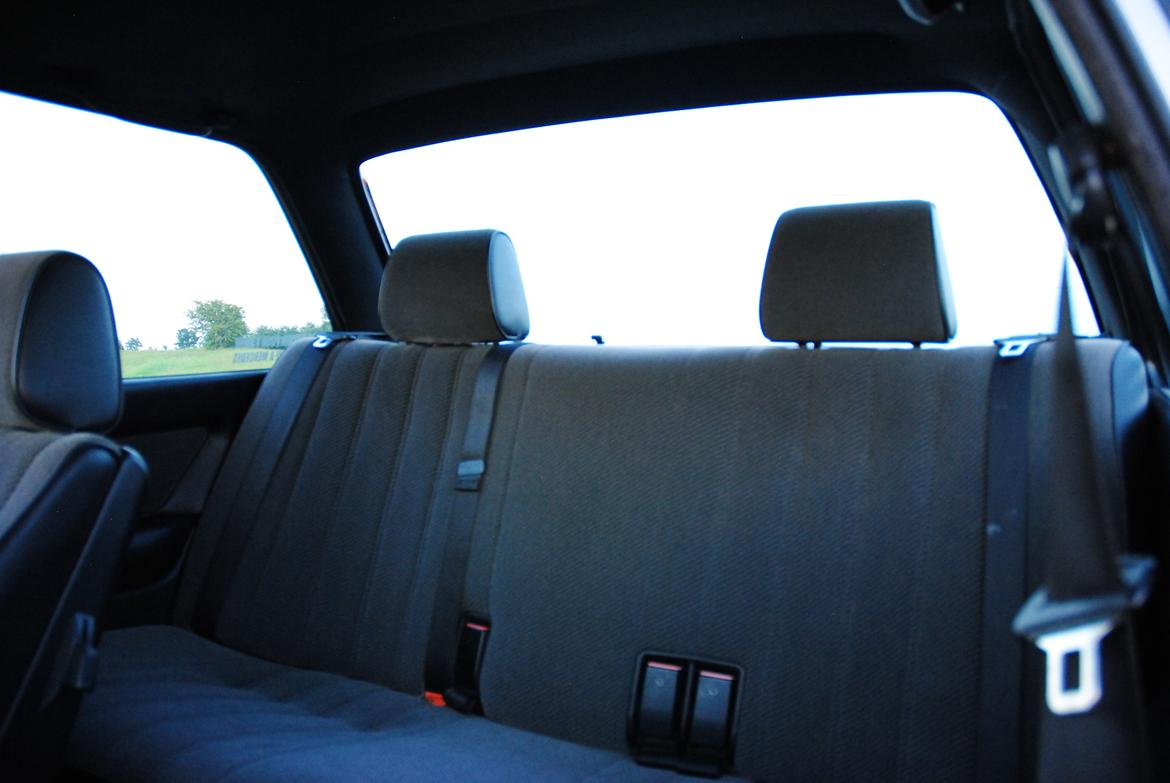 BMW E30 320i billede 6