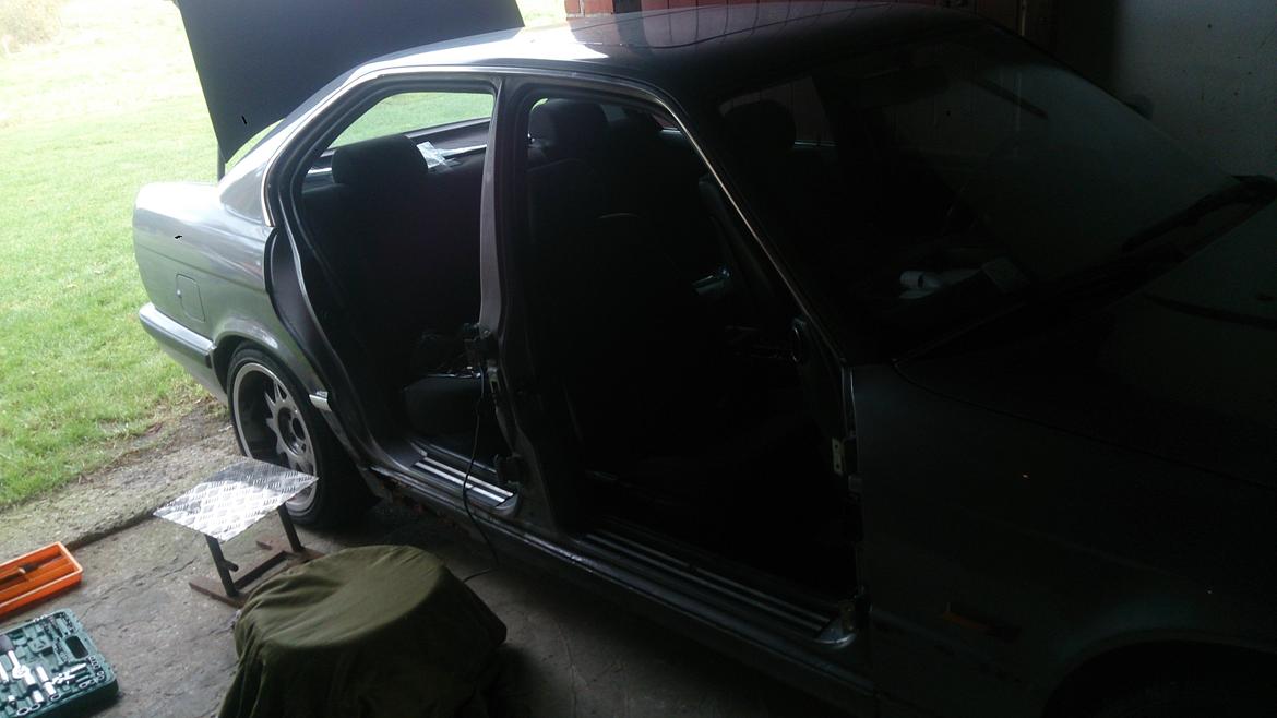 BMW e34 520i 24v billede 15