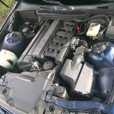 BMW E36 320i - solgt