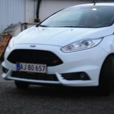 Ford Fiesta ST182 ST2
