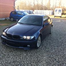 BMW 320d coupe Edition Sport solgt 