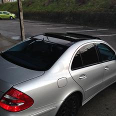 Mercedes Benz E280 W211 E class