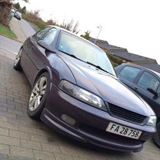 Opel Vectra 2,0 16v cdx