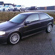 Opel Astra G, Club 16v