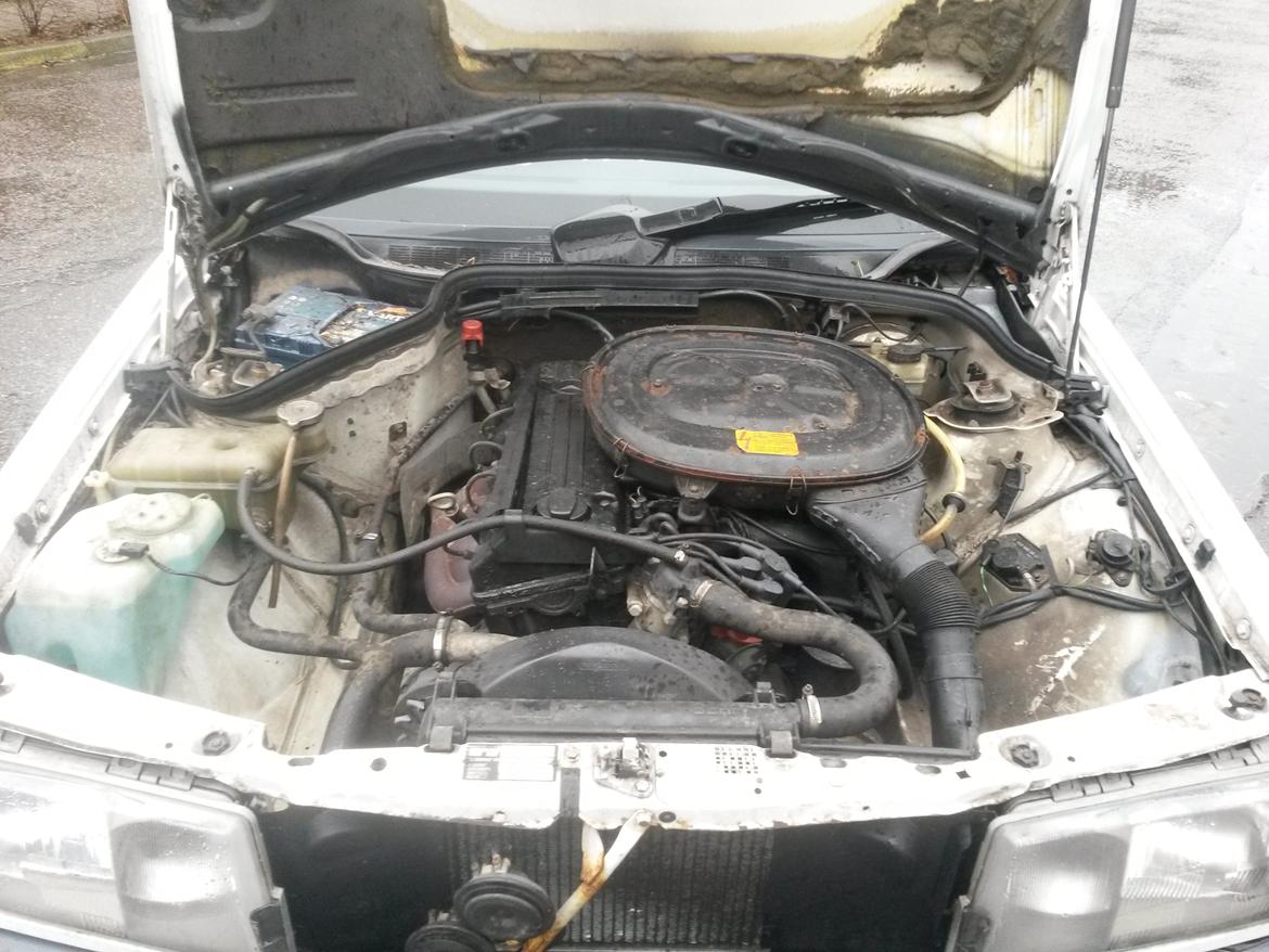 Mercedes Benz 190E billede 12