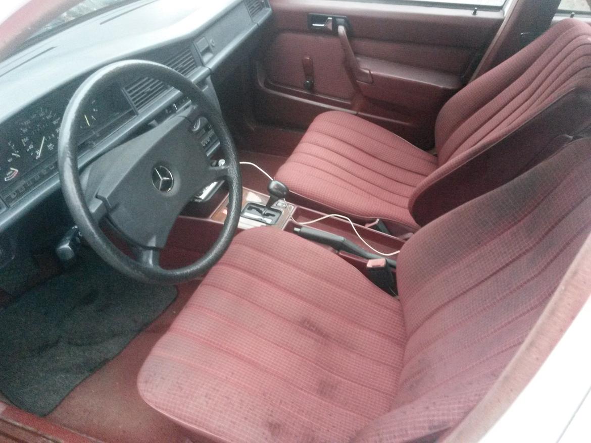 Mercedes Benz 190E billede 15