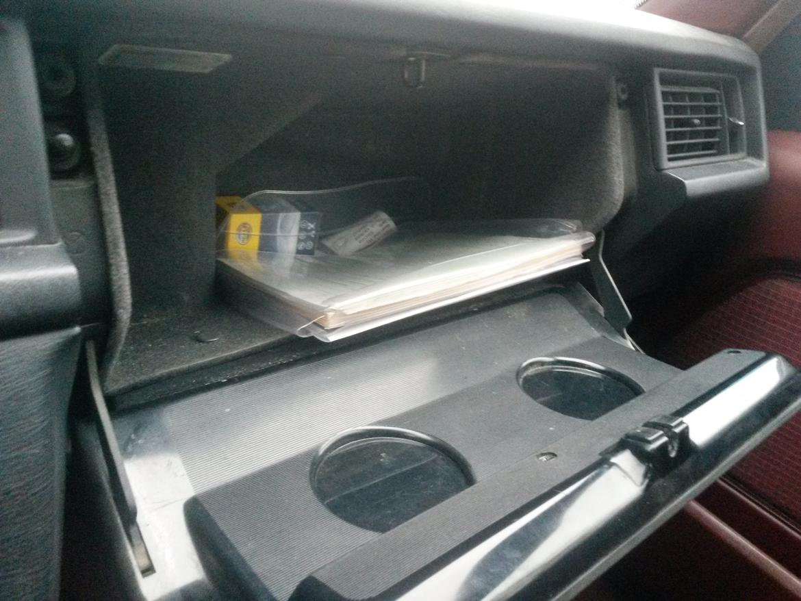 Mercedes Benz 190E billede 25