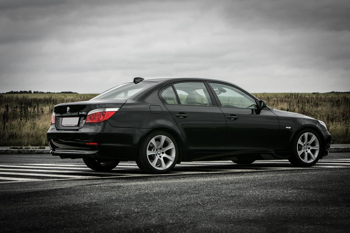 BMW 545i SOLGT billede 8