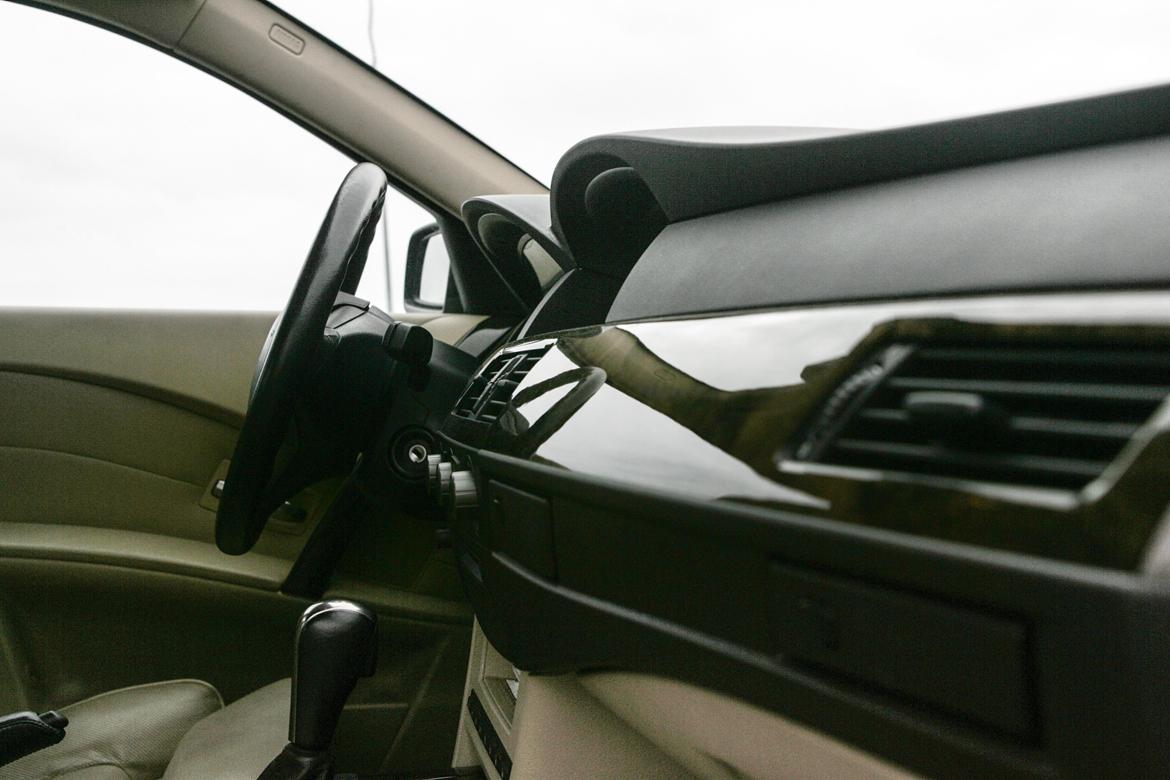 BMW 545i SOLGT billede 12