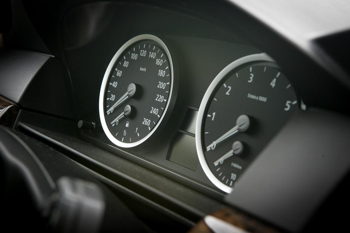 BMW 545i SOLGT billede 15