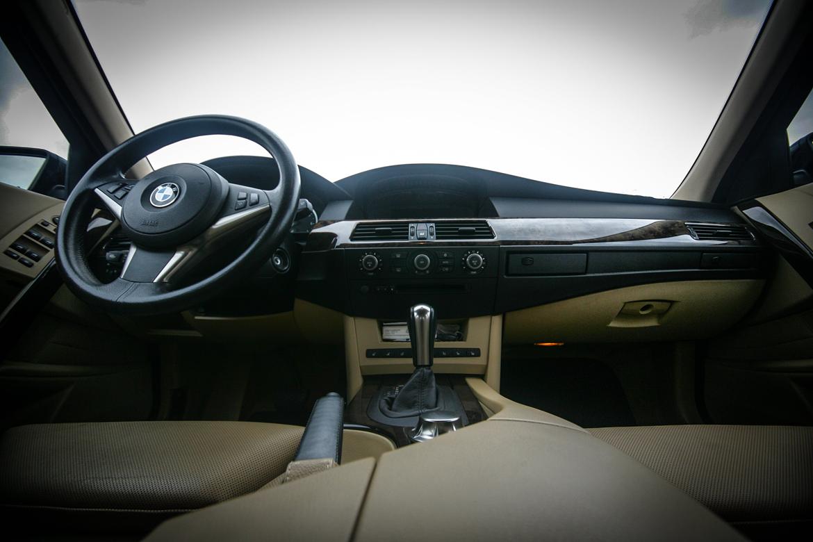 BMW 545i SOLGT billede 17