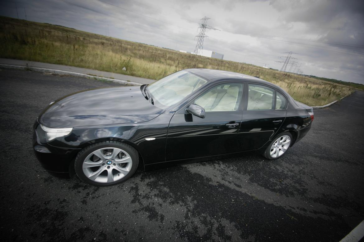 BMW 545i SOLGT billede 20