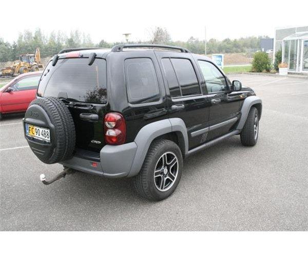 Jeep Liberty billede 17