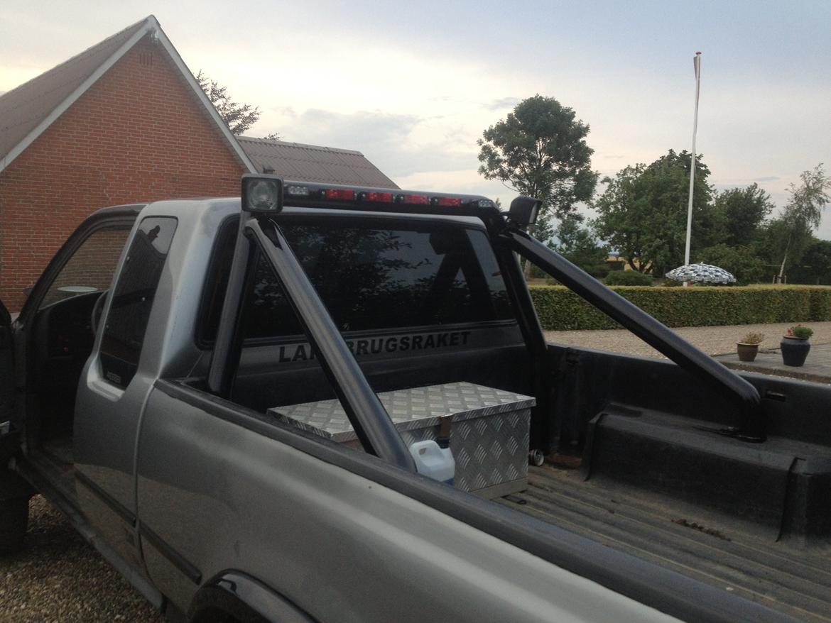 Toyota Hilux LN110 4x4 billede 14