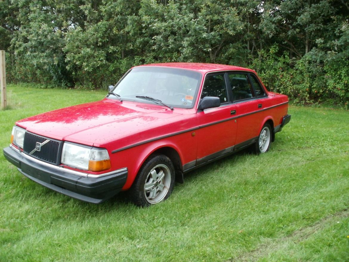 Volvo 240 billede 1