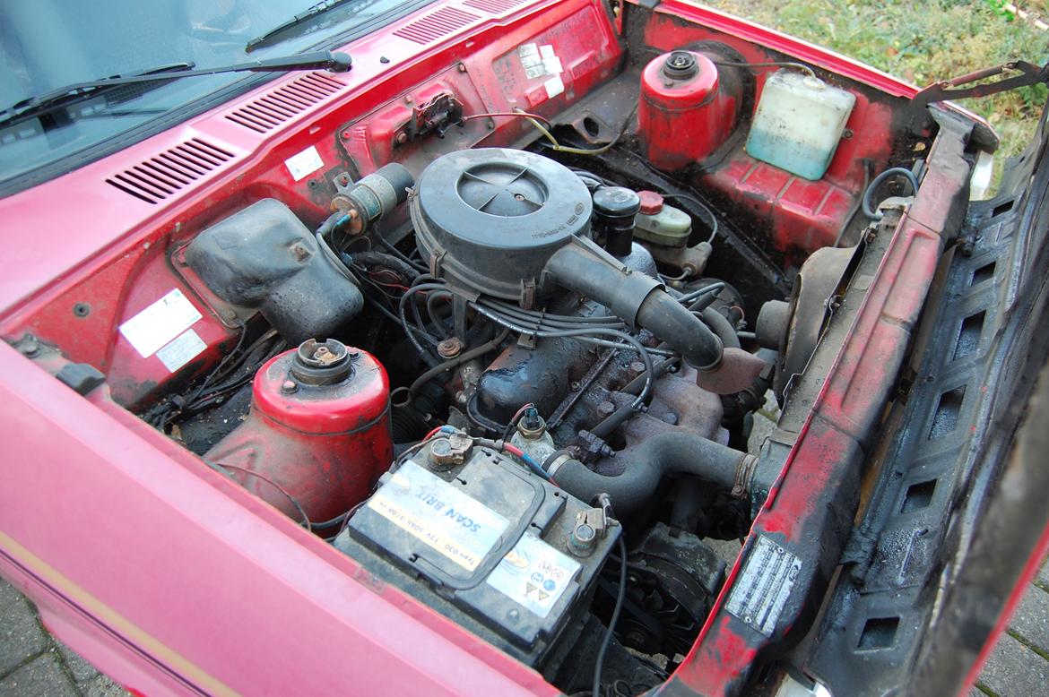 Ford Fiesta - Her trænger vist lidt rengøring og maling.... billede 5