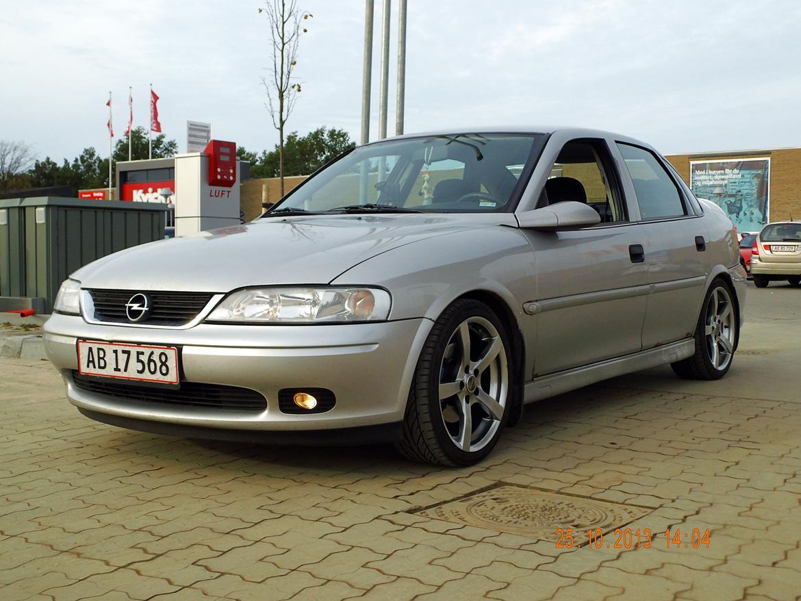 Opel Vectra B Facelift Sedan - Billeder Af Biler - Uploaded Af ...