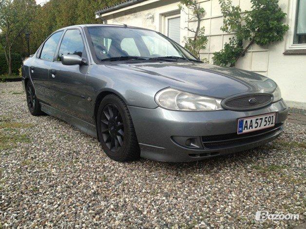 Ford mondeo 2,5 v6 sedan billede 1